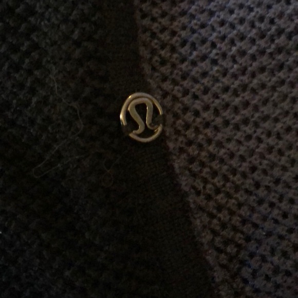 Lululemon circle scarf merino wool - Picture 2 of 4